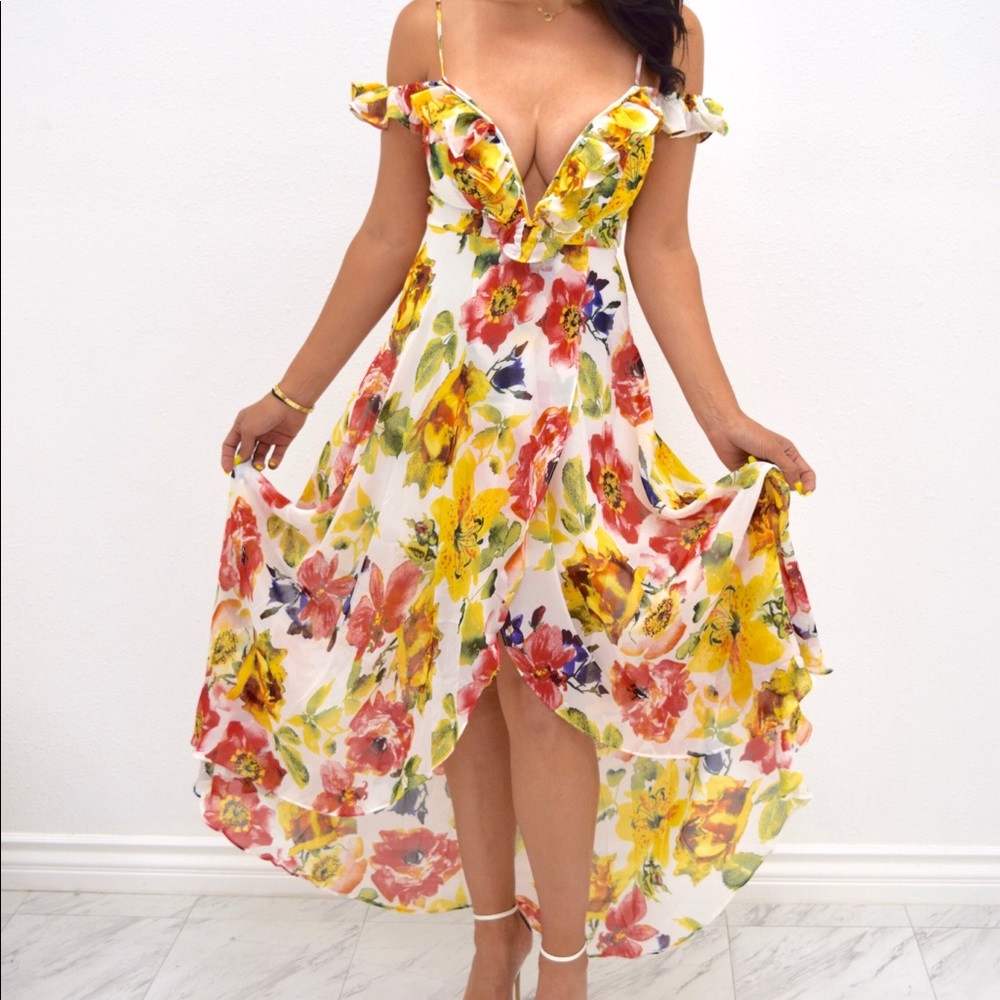Flowy flowered dress - Picture 2 of 3